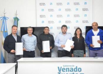 TRAS FIRMAR UN CONVENIO EN VENADO TUERTO, LOS BOXEADORES DE LA REGIÓN PODRÁN ACCEDER A ESTUDIOS MÉDICOS EN LA CIUDAD