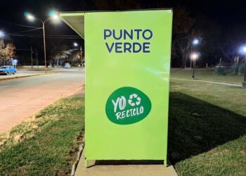 VILLA CAÑAS : PUNTOS VERDES: SE COLOCÓ UNA NUEVA ISLA DE RECICLADO