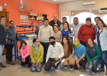 VILLA CAÑAS: NUEVO TELAR EN EL TALLER PROTEGIDO MUNICIPAL