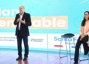 PLAN RENOVABLE: PEROTTI Y GONNET ANUNCIARON CRÉDITOS PARA LA ADQUISICIÓN E INSTALACIÓN DE CALEFONES Y PANELES SOLARES
