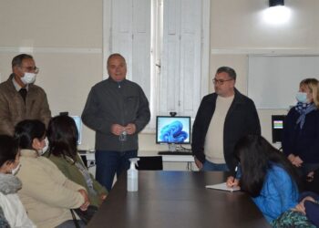 VILLA CAÑAS : COMENZÓ A DICTARSE EL CURSO DE OFFICE E INTERNET