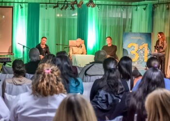 EL SENADOR ENRICO JUNTO A CARLOS BLEYNAT PRESENTARON EL LIBRO “31” EN FIRMAT