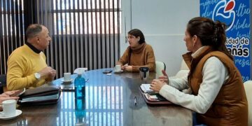 VILLA CAÑÁS: PREVENCIÓN DE ADICCIONES Y SENSIBILIZACIÓN DE CONSUMOS PROBLEMÁTICOS VILLA CAÑÁS: PREVENCIÓN DE ADICCIONES Y SENSIBILIZACIÓN DE CONSUMOS PROBLEMÁTICOS