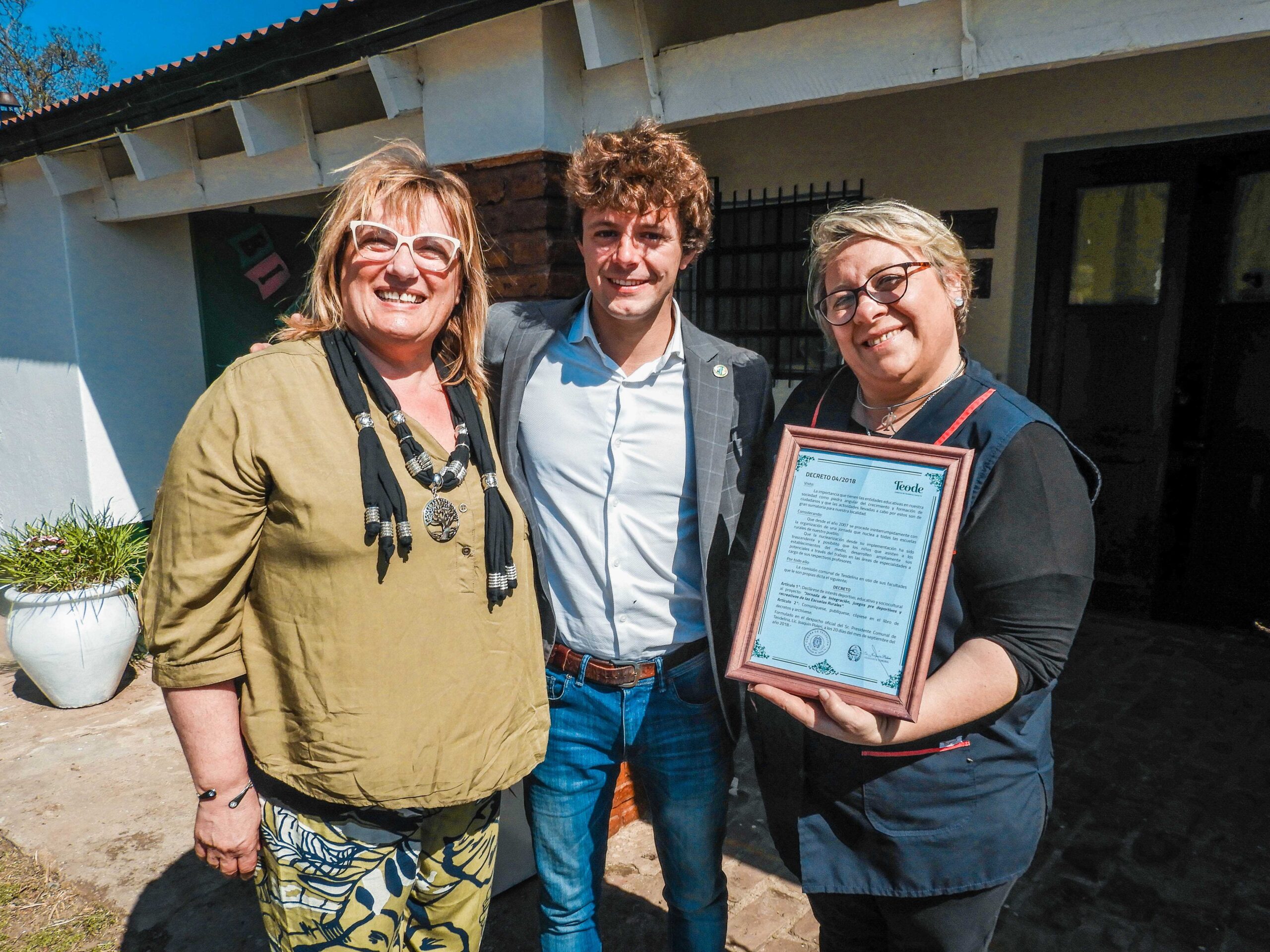 TEODELINA: 𝐒𝐄 𝐑𝐄𝐀𝐋𝐈𝐙𝐎 𝐋𝐀 𝟏𝟒° 𝐍𝐔𝐂𝐋𝐄𝐀𝐑𝐈𝐙𝐀𝐂𝐈𝐎𝐍 𝐃𝐄 𝐄𝐒𝐂𝐔𝐄𝐋𝐀𝐒 𝐑𝐔𝐑𝐀𝐋𝐄𝐒