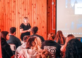 𝗜𝗡𝗜𝗖𝗜𝗢 𝗘𝗟 𝗖𝗨𝗥𝗦𝗢 𝗔𝗨𝗫𝗜𝗟𝗜𝗔𝗥 𝗔𝗗𝗠𝗜𝗡𝗜𝗦𝗧𝗥𝗔𝗧𝗜𝗩𝗢 𝗖𝗢𝗡𝗧𝗔𝗕𝗟𝗘 