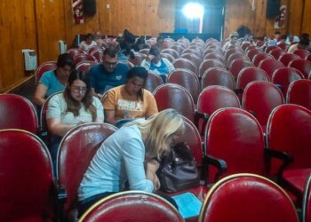 TEODELINA: 𝗦𝗘 𝗧𝗢𝗠𝗢 𝗘𝗟 𝗘𝗫𝗔𝗠𝗘𝗡 𝗣𝗔𝗥𝗔 𝗢𝗕𝗧𝗘𝗡𝗘𝗥 𝗘𝗟 𝗖𝗔𝗥𝗡𝗘𝗧 𝗗𝗘 𝗠𝗔𝗡𝗜𝗣𝗨𝗟𝗔𝗗𝗢𝗥 𝗗𝗘 𝗔𝗟𝗜𝗠𝗘𝗡𝗧𝗢𝗦 