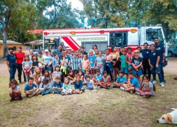 𝗖𝗼𝗹𝗼𝗻𝗶𝗮 𝗱𝗲 𝘃𝗮𝗰𝗮𝗰𝗶𝗼𝗻𝗲𝘀  | 𝗝𝗢𝗥𝗡𝗔𝗗𝗔 𝗥𝗘𝗖𝗥𝗘𝗔𝗧𝗜𝗩𝗔 𝗖𝗢𝗡 𝗕𝗢𝗠𝗕𝗘𝗥𝗢𝗦  𝗬 𝗔𝗗𝗨𝗟𝗧𝗢𝗦 𝗠𝗔𝗬𝗢𝗥𝗘𝗦 