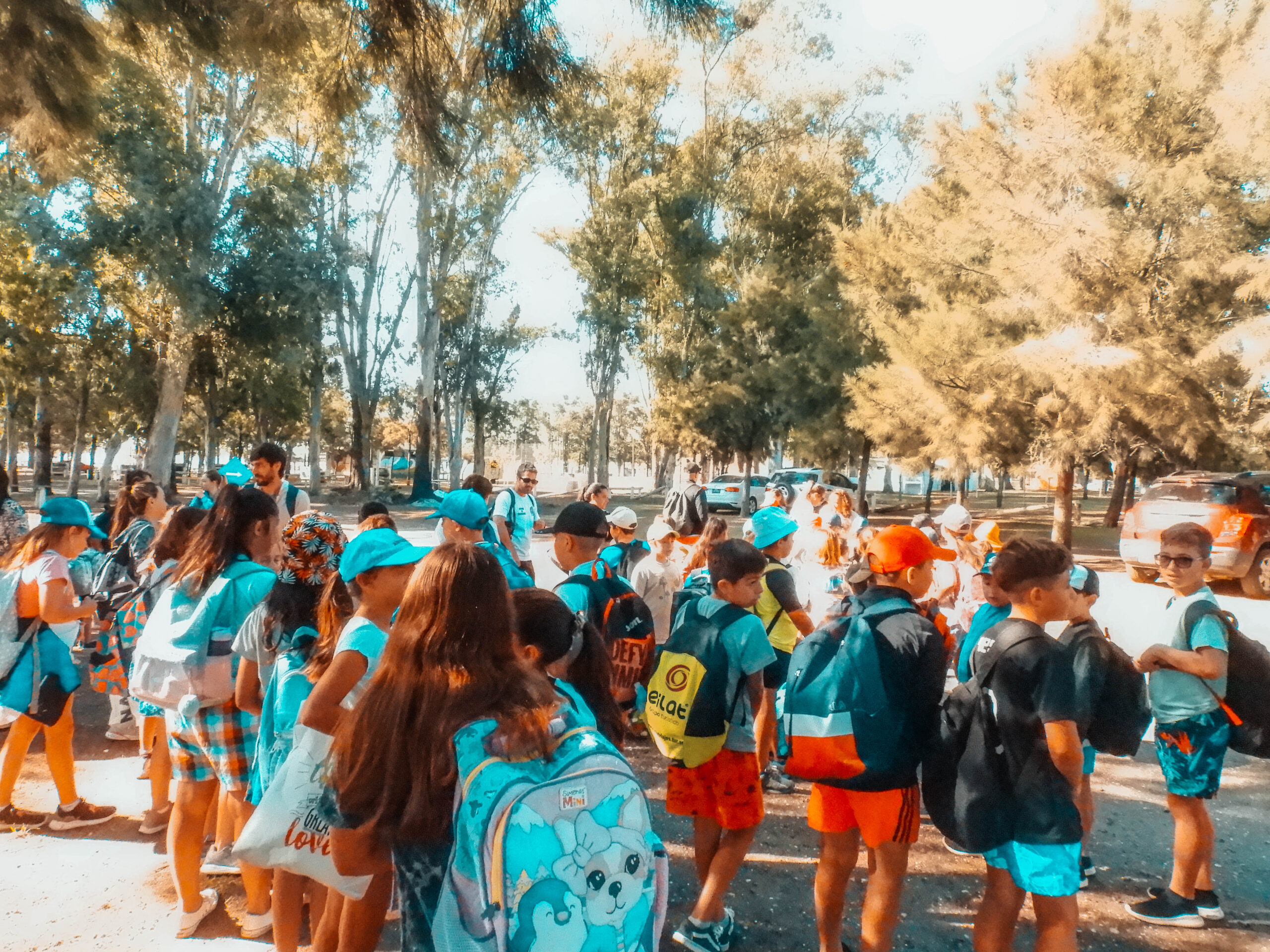 TEODELINA : 𝐂𝐎𝐌𝐄𝐍𝐙𝐀𝐑𝐎𝐍 𝐋𝐀𝐒 𝐂𝐎𝐋𝐎𝐍𝐈𝐀𝐒 𝐃𝐄 𝐕𝐀𝐂𝐀𝐂𝐈𝐎𝐍𝐄𝐒 𝐏𝐀𝐑𝐀 𝐍𝐈Ñ𝐎𝐒 𝐘 𝐀𝐃𝐔𝐋𝐓𝐎𝐒 𝐌𝐀𝐘𝐎𝐑𝐄𝐒 TEODELINA : 𝐂𝐎𝐌𝐄𝐍𝐙𝐀𝐑𝐎𝐍 𝐋𝐀𝐒 𝐂𝐎𝐋𝐎𝐍𝐈𝐀𝐒 𝐃𝐄 𝐕𝐀𝐂𝐀𝐂𝐈𝐎𝐍𝐄𝐒 𝐏𝐀𝐑𝐀 𝐍𝐈Ñ𝐎𝐒 𝐘 𝐀𝐃𝐔𝐋𝐓𝐎𝐒 𝐌𝐀𝐘𝐎𝐑𝐄𝐒