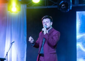 TEODELINA : 𝐕𝐈𝐒𝐈𝐓𝐀𝐒 𝐐𝐔𝐄 𝐄𝐍𝐆𝐀𝐋𝐀𝐍𝐀𝐑𝐎𝐍 𝐋𝐀 𝐅𝐄𝐑𝐈𝐀 𝐃𝐄 𝐀𝐑𝐓𝐄 𝐂𝐑𝐈𝐎𝐋𝐋𝐎