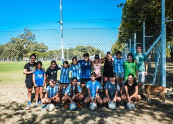 TEODELINA: 𝗙𝗨𝗧𝗕𝗢𝗟 𝗙𝗘𝗠𝗘𝗡𝗜𝗡𝗢 | 𝗖𝗢𝗠𝗘𝗡𝗭𝗔𝗥𝗢𝗡 𝗟𝗢𝗦 𝗘𝗡𝗧𝗥𝗘𝗡𝗔𝗠𝗜𝗘𝗡𝗧𝗢𝗦 