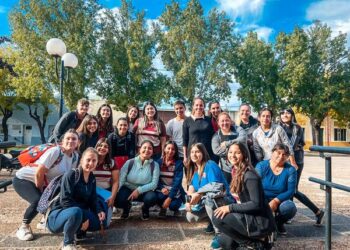 TEODELINA: 𝗘𝗫𝗔𝗠𝗘𝗡 𝗣𝗔𝗥𝗔 𝗢𝗕𝗧𝗘𝗡𝗘𝗥 𝗘𝗟 𝗖𝗔𝗥𝗡𝗘𝗧 𝗛𝗔𝗕𝗜𝗟𝗜𝗧𝗔𝗡𝗧𝗘 𝗣𝗔𝗥𝗔 𝗟𝗔 𝗠𝗔𝗡𝗜𝗣𝗨𝗟𝗔𝗖𝗜𝗢𝗡 𝗦𝗘𝗚𝗨𝗥𝗔 𝗗𝗘 𝗔𝗟𝗜𝗠𝗘𝗡𝗧𝗢𝗦