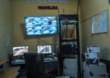 TEODELINA. 𝗠𝗔𝗦 𝗖𝗔𝗠𝗔𝗥𝗔𝗦 𝗣𝗔𝗥𝗔 𝗘𝗟 𝗖𝗘𝗡𝗧𝗥𝗢 𝗗𝗘 𝗠𝗢𝗡𝗜𝗧𝗢𝗥𝗘𝗢