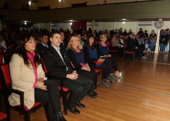 SANTA ISABEL: ARRESTARON A UN HOMBRE POR AMENAZAR AL PRESIDENTE COMUNAL CON UN ARMA BLANCA