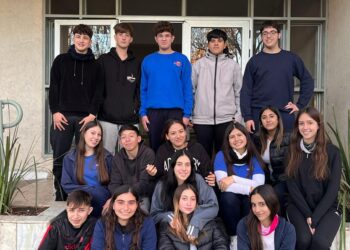 TEODELINA TEATRO:   ¿CUÁNTO VALE UNA HELADERA?