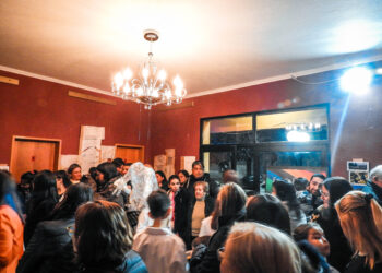 TEODELINA: …𝐘 𝐋𝐎𝐒 𝐂𝐇𝐈𝐂𝐎𝐒 𝐇𝐀𝐁𝐋𝐀𝐑𝐎𝐍 