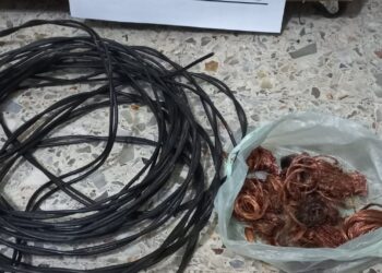 VILLA CAÑAS: MENOR DETENIDO POR ROBAR CABLES