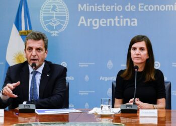 ANUNCIARON AUMENTOS DE HASTA 150% EN CRÉDITOS PARA JUBILADOS Y TRABAJADORES