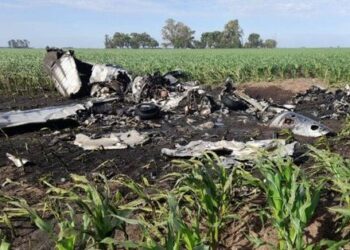 FISCALÍA INVESTIGA LA CAÍDA DEL AVIÓN DONDE MURIERON DOS PERSONAS EN VILLA CAÑÁS