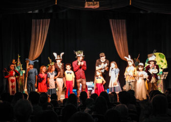 TEODELINA: 𝐆𝐑𝐀𝐍 𝐄𝐒𝐓𝐑𝐄𝐍𝐎 𝐃𝐄𝐋 𝐂𝐀𝐑𝐋𝐎𝐒 𝐆𝐀𝐆𝐆𝐄𝐑𝐈 𝐈𝐍𝐅𝐀𝐍𝐓𝐈𝐋