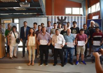 TEODELINA: 𝐔𝐓𝐍: 𝐞𝐧𝐭𝐫𝐞𝐠𝐚𝐫𝐨𝐧 𝐜𝐞𝐫𝐭𝐢𝐟𝐢𝐜𝐚𝐝𝐨𝐬 𝐩𝐨𝐫 𝐞𝐥 𝐜𝐮𝐫𝐬𝐨 𝐝𝐞 𝐨𝐟𝐢𝐜𝐢𝐨.