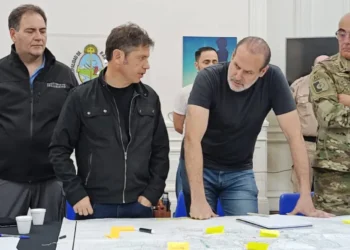 Axel Kicillof declaró el estado de emergencia y duelo por tres días luego del temporal en Bahía Blanca