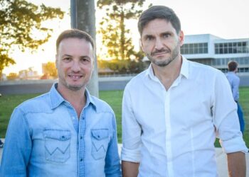 OBRA PÚBLICA: EN SU PRIMER MES, LA GESTIÓN PULLARO SALDÓ DEUDAS POR MÁS DE  MIL MILLONES