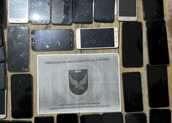 Provincia incautó 26 teléfonos celulares en una requisa en Coronda