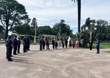 TEODELINA: Con una ofrenda floral, se conmemoró el Día del Veterano de Malvinas