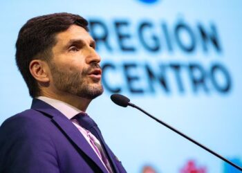 PULLARO SE DIFERENCIA DE MILEI: “NO VAMOS A SALIR ADELANTE SOLO CON AJUSTES”