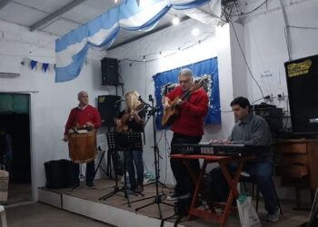 TEODELINA: LOS SEGUIDORES DEL AMANECER BRILLARON  EN LA PEÑA DE OLGUITA SVISER