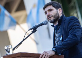 Pullaro: “La lucha que dábamos hace más de 200 años, la damos ahora como provincia en la defensa de nuestros recursos”