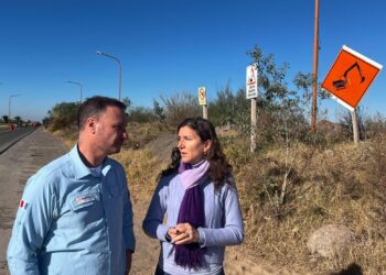 El Gobierno Provincial inició el corrimiento del viejo terraplén de piedras de la Ruta 90 sobre la laguna de Melincué