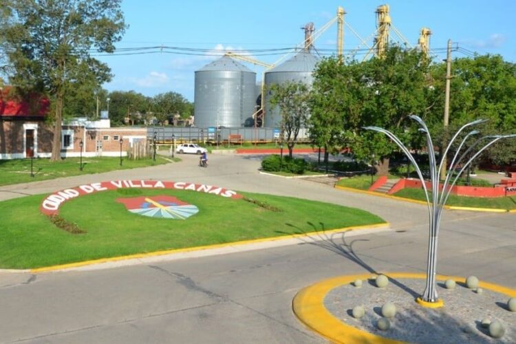 Enrico: El 29 de julio se licitarán las nuevas viviendas de Villa Cañás Enrico: El 29 de julio se licitarán las nuevas viviendas de Villa Cañás