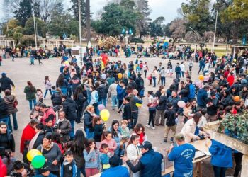 TEODELINA: MULTITUDINARIA CELEBRACIÓN POR EL DIA DEL NIÑO