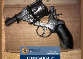 TEODELINA: MASCULINO DEMORADO POR AMENAZAS CON ARMA DE FUEGO