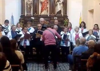 PARROQUIA SAGRADO CORAZON DE JESUS TEODELINA: ENCUENTRO DE COROS ORGANIZADO POR CORAL DEL SUR