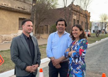 DI GREGORIO, ENRICO Y BUSTAMANTE INAUGURARON OBRAS PARA EL DESARROLLO DE LA CHISPA