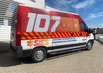 REFUERZO A LA SALUD PÚBLICA EN RUFINO: DI GREGORIO Y CARBALLEIRA GESTIONARON UN MINIBUS PARA EL TRASLADO DE PERSONAS