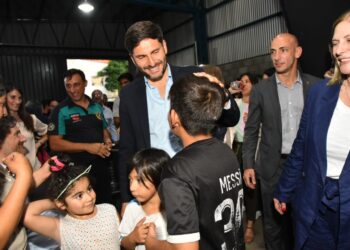 Pullaro: “Trabajemos juntos para que cada lugar de la provincia tenga las herramientas para vivir en paz”