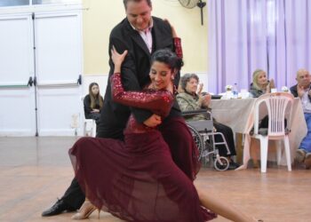 𝐀𝐋 𝐑𝐈𝐓𝐌𝐎 𝐃𝐄𝐋 𝟐𝐗𝟒, 𝐒𝐄 𝐕𝐈𝐕𝐈𝐎 𝐄𝐋 𝟑𝟖° 𝐅𝐄𝐒𝐓𝐈𝐕𝐀𝐋 𝐃𝐄 𝐓𝐀𝐍𝐆𝐎