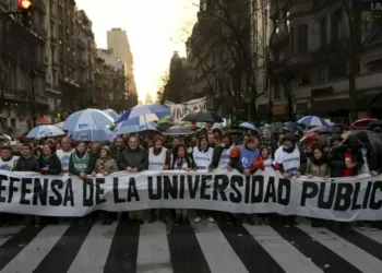 Nueva marcha federal universitaria: uno por uno, todos los reclamos contra el Gobierno de Javier Milei