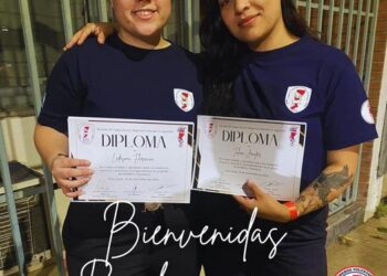 BOMBEROS VOLUNATRIOS TEODELINA CUENTA CON DOS NUEVOS BOMBEROS. FELICITACIONES FLORENCIA Y JENIFER!!!
