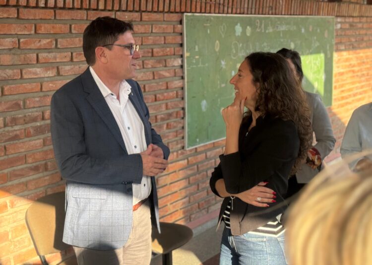 APORTES PARA LA EDUCACIÓN: DI GREGORIO CONFIRMÓ UN NUEVO ACOMPAÑAMIENTO PROVINCIAL A ESCUELAS DE GENERAL LÓPEZ APORTES PARA LA EDUCACIÓN: DI GREGORIO CONFIRMÓ UN NUEVO ACOMPAÑAMIENTO PROVINCIAL A ESCUELAS DE GENERAL LÓPEZ