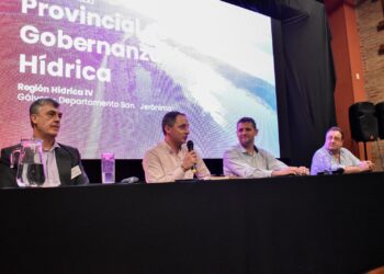 Gálvez: se llevó a cabo el tercer encuentro regional para construir el nuevo Plan Hídrico Provincial