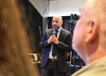 Pullaro le pone fin a los ingresos hereditarios en la EPE