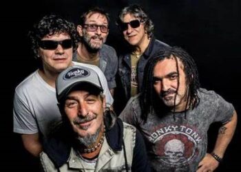 KAPANGA EN EL CIERRE DE LA FERIA NACIONAL DE ARTESANOS DE VILLA CAÑÁS