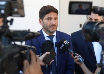 Pullaro: “Santa Fe es la primera provincia que le devuelve a sus jubilados la diferencia entre el 5 % de su jubilación y lo que gasten en medicamentos”