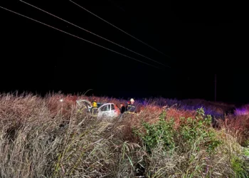 BOMBEROS VOLUNTARIOS :  DOMINGO  VUELCO EN Ruta 94, km 13
