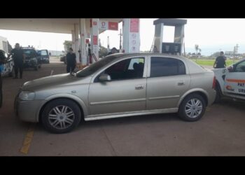 Firmat: Intento de estafa en agencia de motos, dos aprehendidos