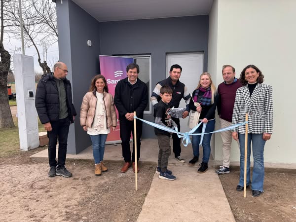 DI GREGORIO ACOMPAÑÓ LA ENTREGA DE VIVIENDAS EN LA CHISPA Y DESTACÓ EL TRABAJO CONJUNTO CON PROVINCIA